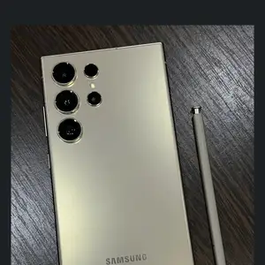 Samsung Galaxy S24 Ultra, Турсунзаде