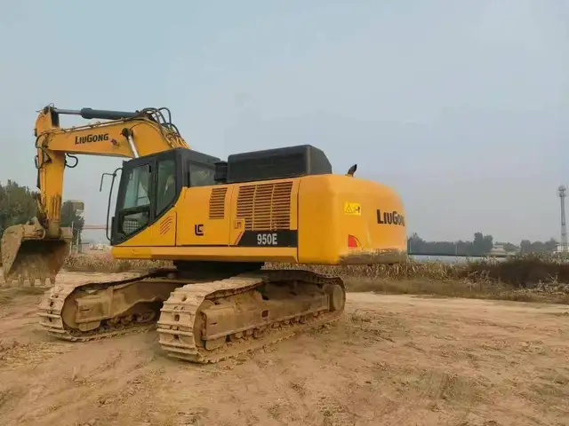Экскаватор 950е, Душанбе