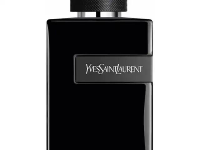 Духи Y Le Parfum Yves Saint Laurent, Душанбе