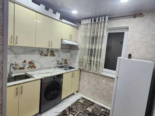 2-комн. квартира, 3 этаж, 54м², 32 мкр, Хуҷанд