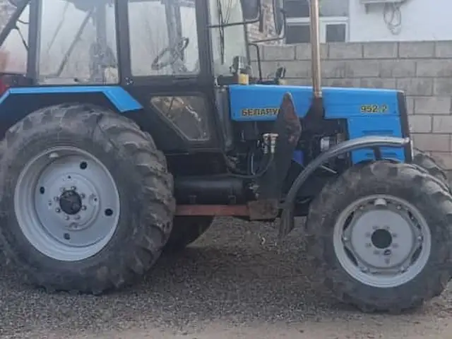 Трактор, Яван