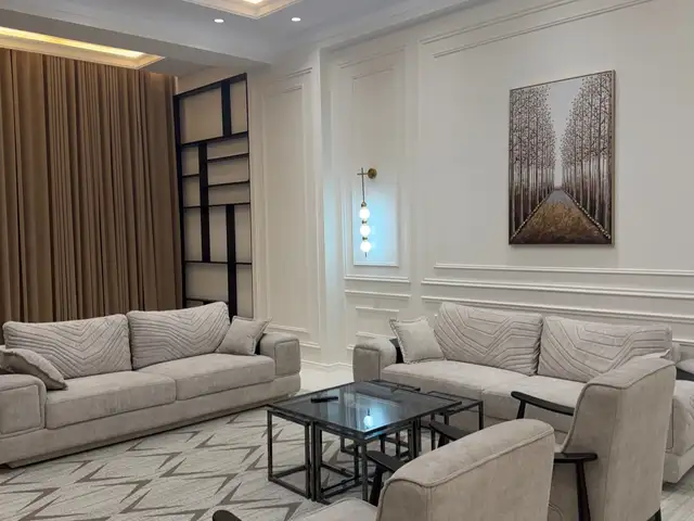 3-комн. квартира, 18 этаж, 150м², Шохмансур, Созидание, Душанбе