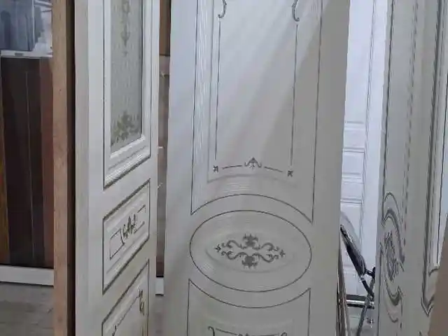 Дверь, Душанбе