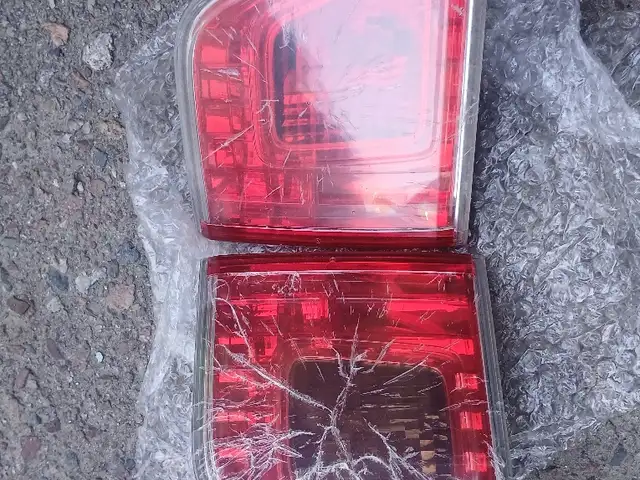 Задние стоп фары на Toyota, Худжанд