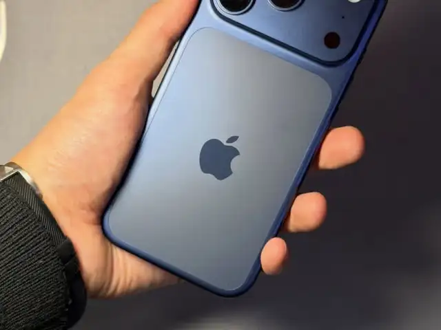 Apple iPhone 17 Pro Max, 512 gb, Silver Дубликат, Душанбе