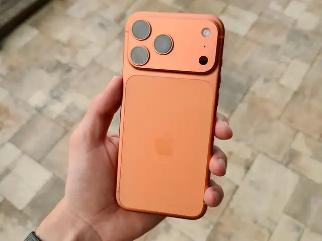 Apple iPhone Xr, 128 gb, Product Red, Хуҷанд