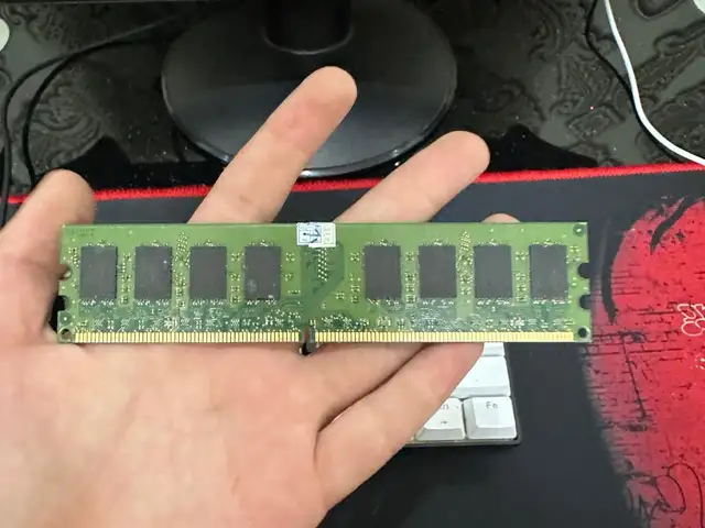 Оперативная память от kingston ddr2 1gb, Панҷакент