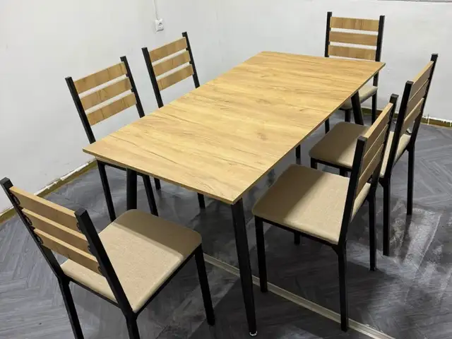 Стол и стулья, Душанбе