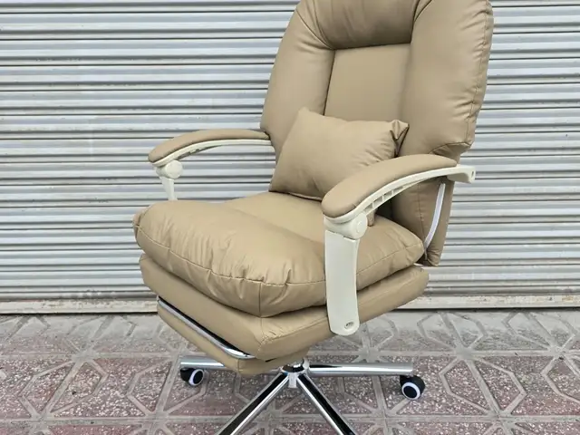 Кресло 530, Истаравшан