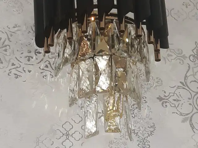 Люстра, Душанбе