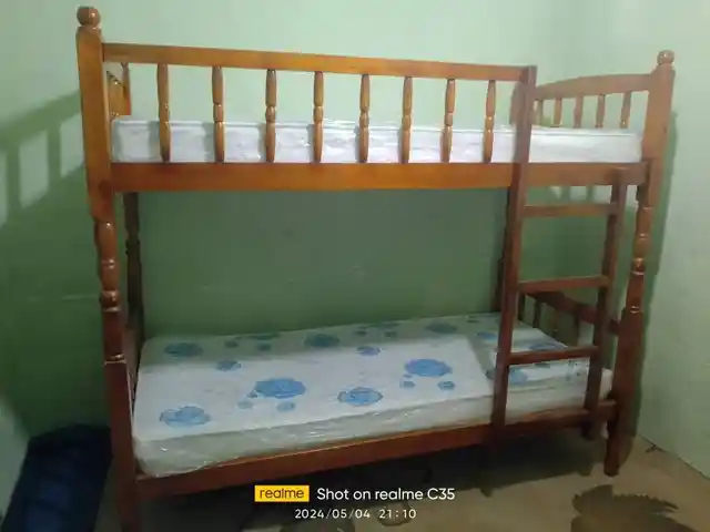 Двухъярусная кровать с матрасом, Душанбе