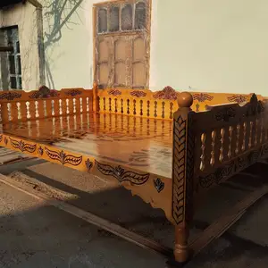 Тапчан, Душанбе