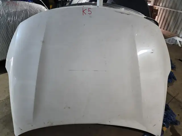 Капот от Kia K5, Худжанд