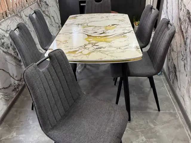 Стол и стулья, Душанбе