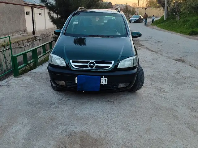 Opel Zafira