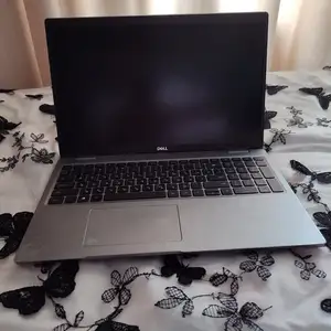 Ноутбук DELL, Шахринав