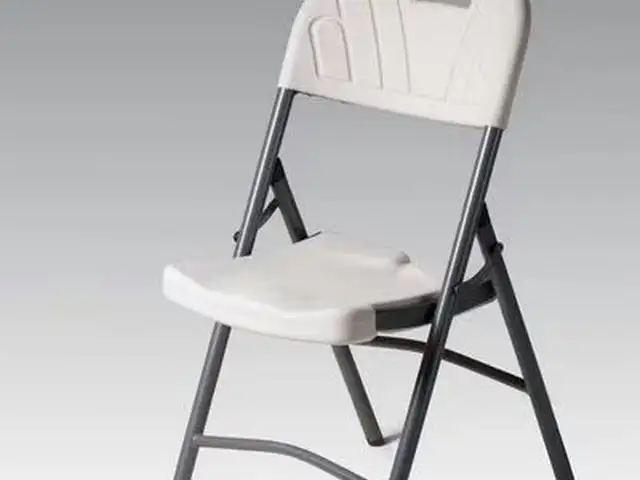 Стул пластиковый, Душанбе