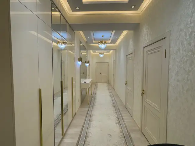 3-комн. квартира, 9 этаж, 125м², Дом печать/Иль Патио, Душанбе