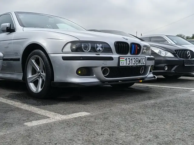 BMW M5