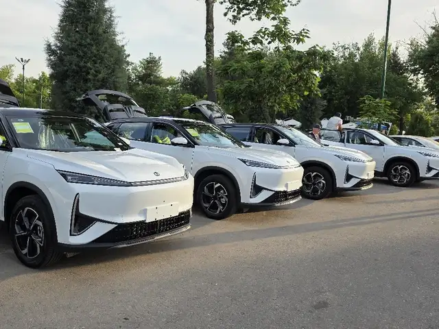 Dongfeng L7
