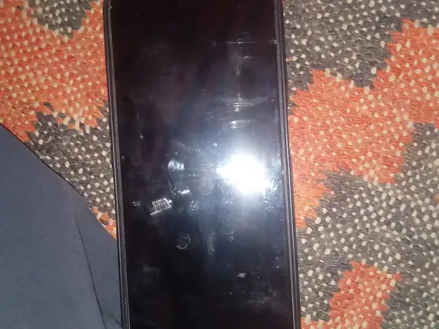 Realme C31, Деваштич (Ганчи)