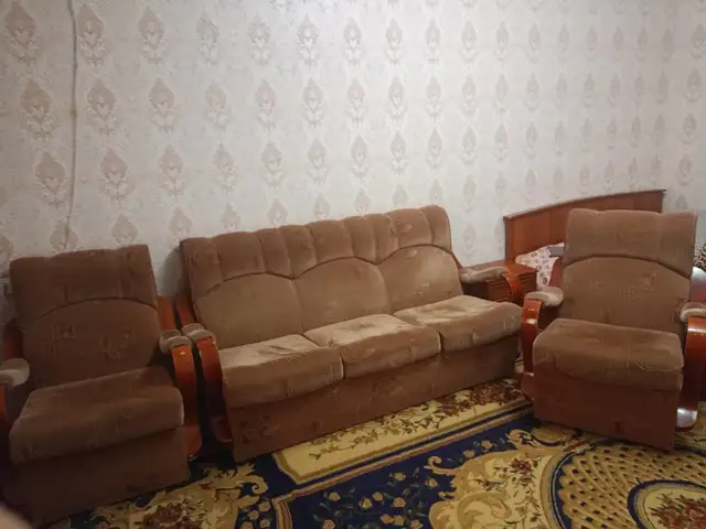 Диван и кресла, Худжанд