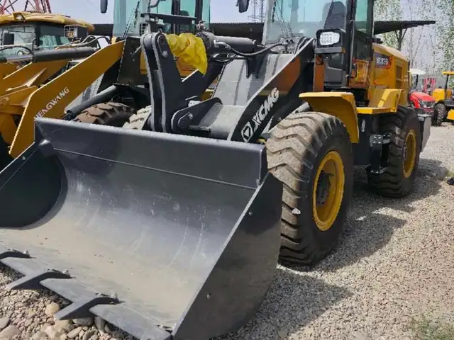 Мехлопата XCMG 958 3,2 куба, Душанбе