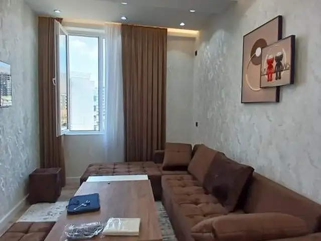 2-комн. квартира, 8 этаж, 50м², 18 мкр, Худжанд