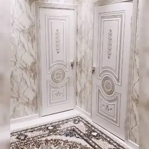 Дархои чубин, Душанбе