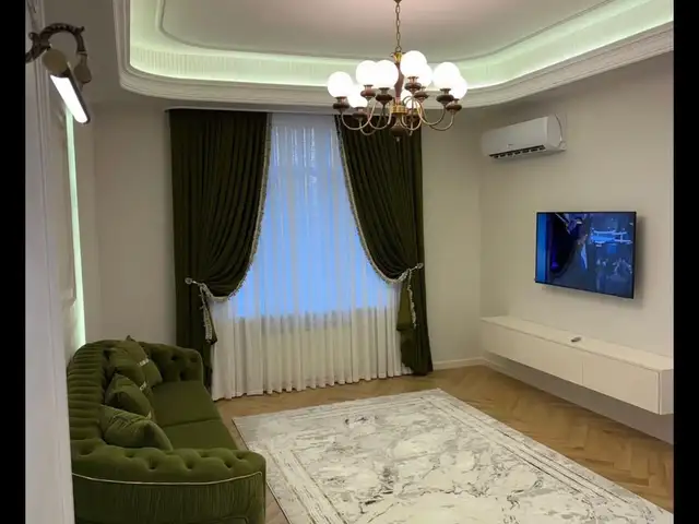 2-комн. квартира, 7 этаж, 85м², сомони, Душанбе