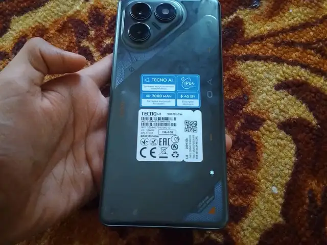 Телефон Tecno, Ваҳдат