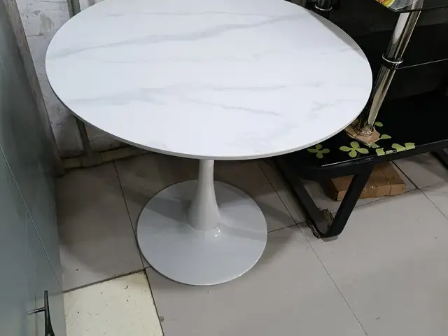 Стол, Душанбе