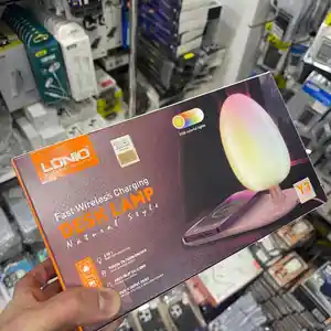 Беспроводная зарядка и настольная лампа 2 в 1 LDNIO Fast Wireless Charging 15W D, Душанбе