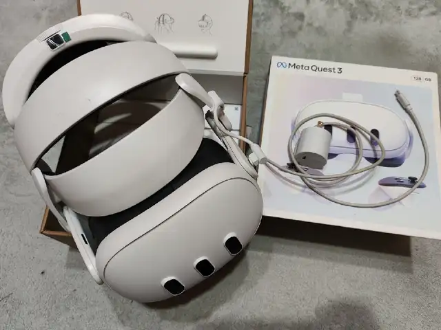 VR шлем Oculus Quest 3 128gb с креплением, Душанбе