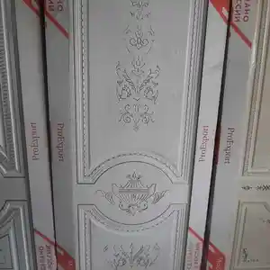 Дверь Шпон, Душанбе