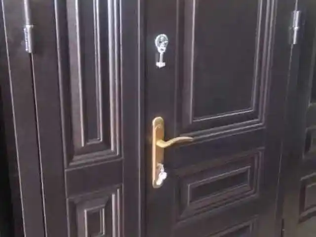 Железная дверь, Душанбе