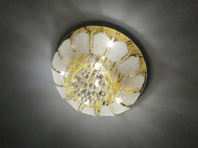 Люстра, Душанбе