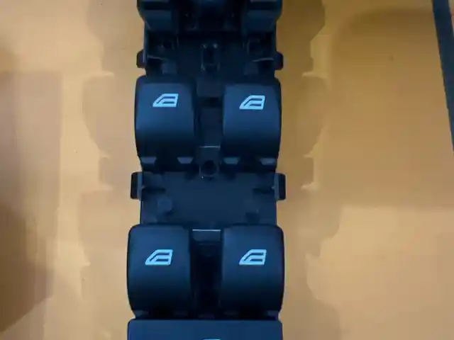 Кнопка стеклоподъемника для land Rover, Хуҷанд