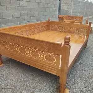 Кати кандакори, Худжанд