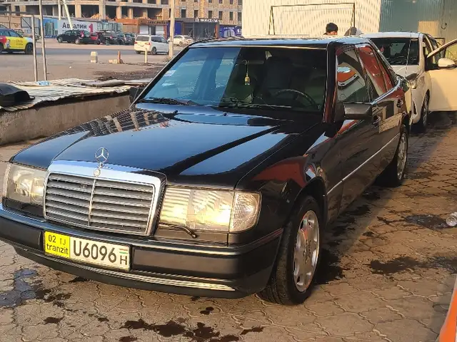 Mercedes-Benz W124