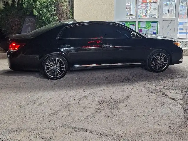 Toyota Avalon