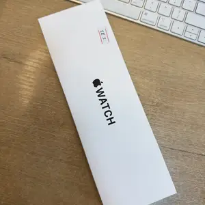 Смарт часы Apple Watch SE 3 44, Худжанд