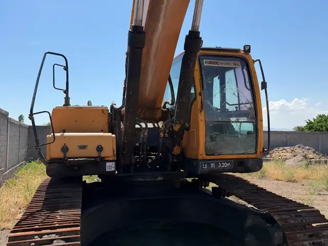 Аренда экскаватора Hyundai robex 300 lc, Хуҷанд