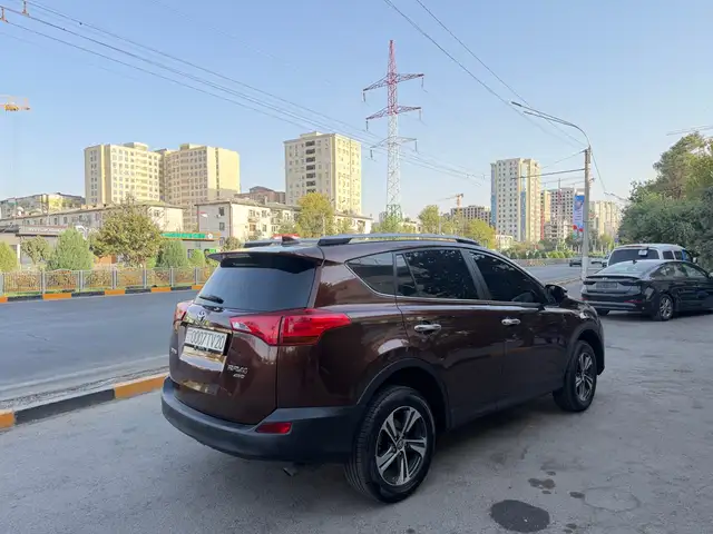 Toyota RAV 4, 2015, Душанбе - 4
