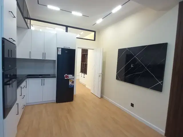 2-комн. квартира, 4 этаж, 62 м², Центр города возле парка А.Навои, Душанбе - 2