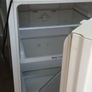 Холодильник Samsung двухкамерный 1.5м, Душанбе