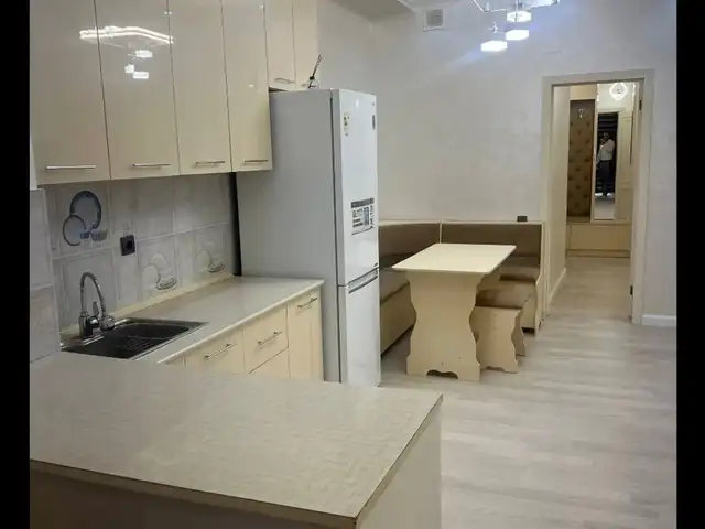 3-комн. квартира, 8 этаж, 76м², сомони, Душанбе