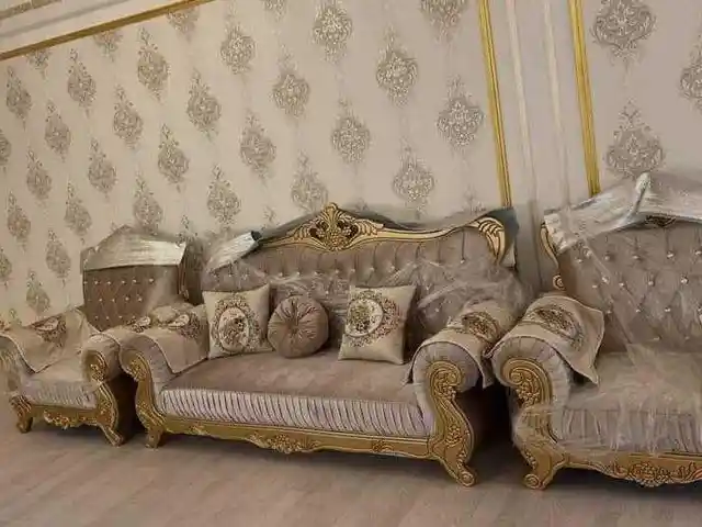 Диван с креслами, Душанбе