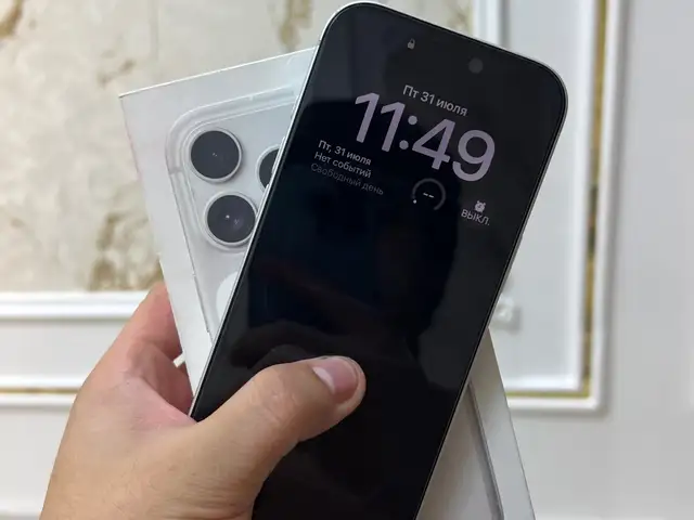 Apple iPhone 17 Pro, 256 gb, Silver, Бохтар (Курган-Тюбе)