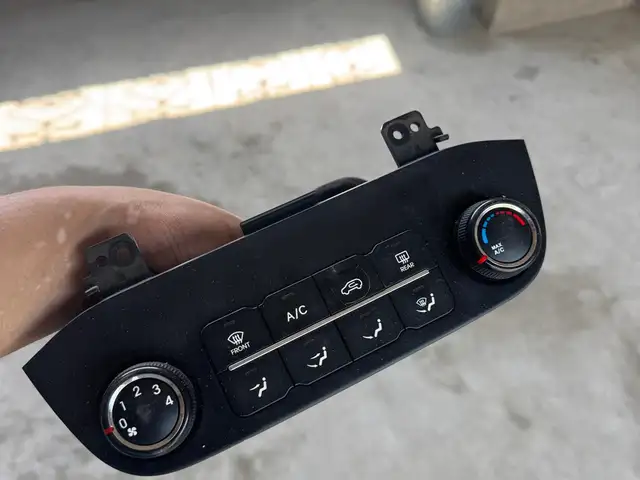Блок климат контроля от Kia Sportage 2010-2016, Турсунзода